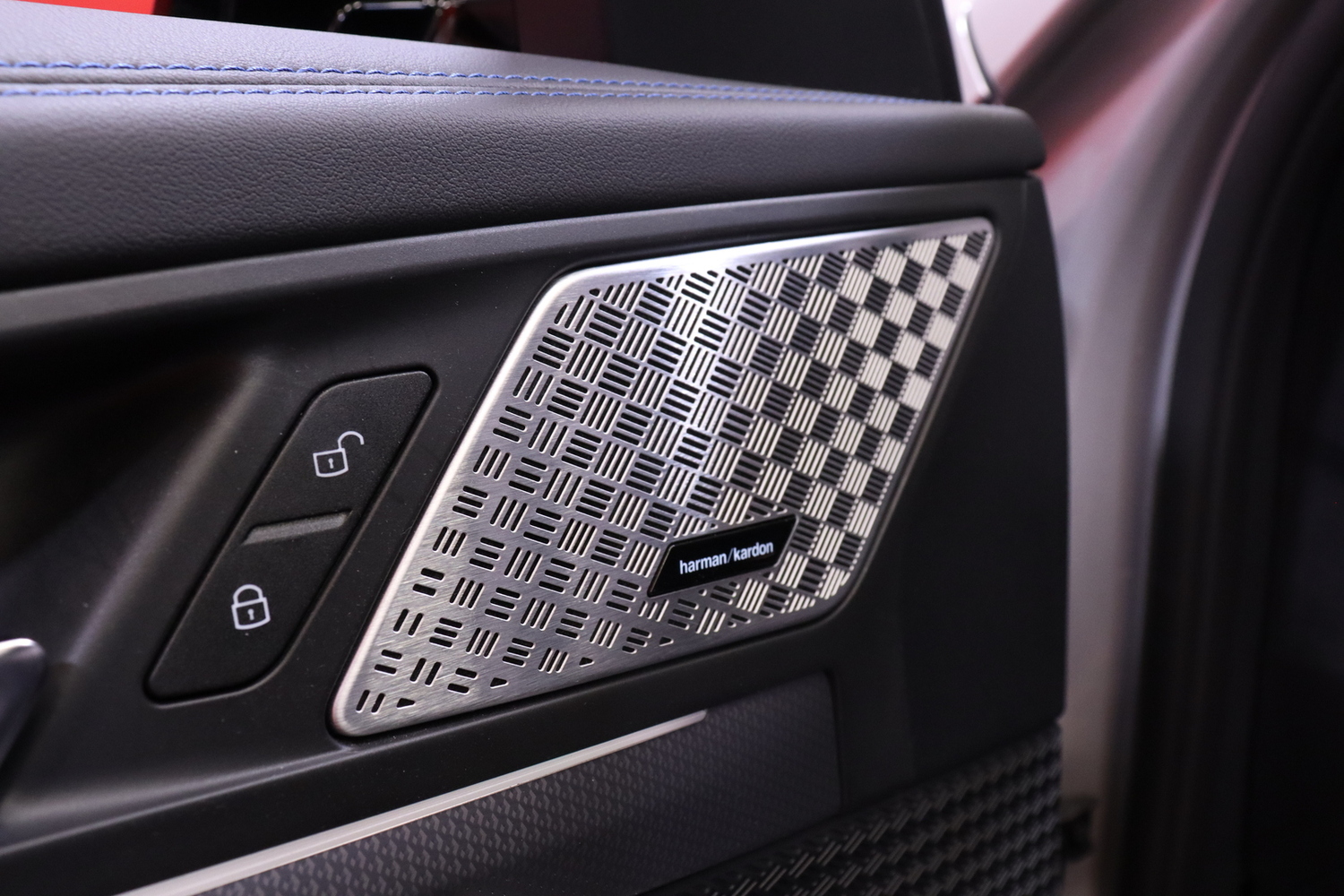 BMW iX1 vaihtoauto