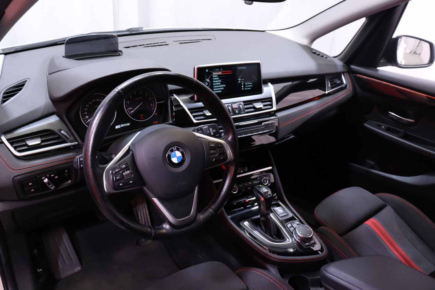 BMW 225 vaihtoauto