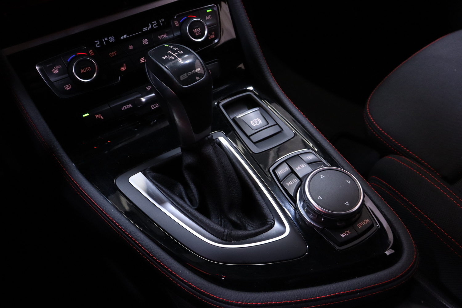BMW 225 vaihtoauto