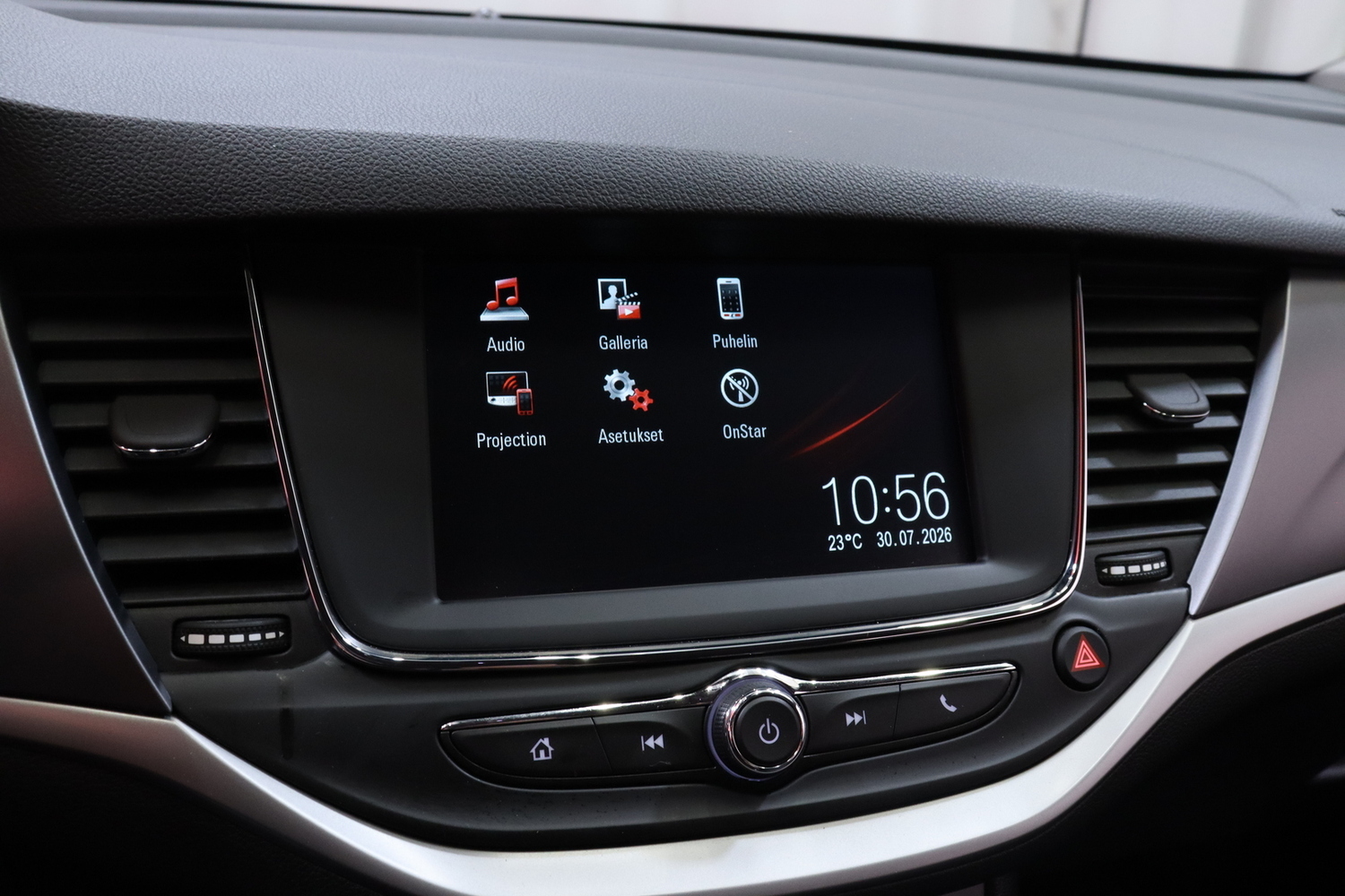 Opel Astra vaihtoauto