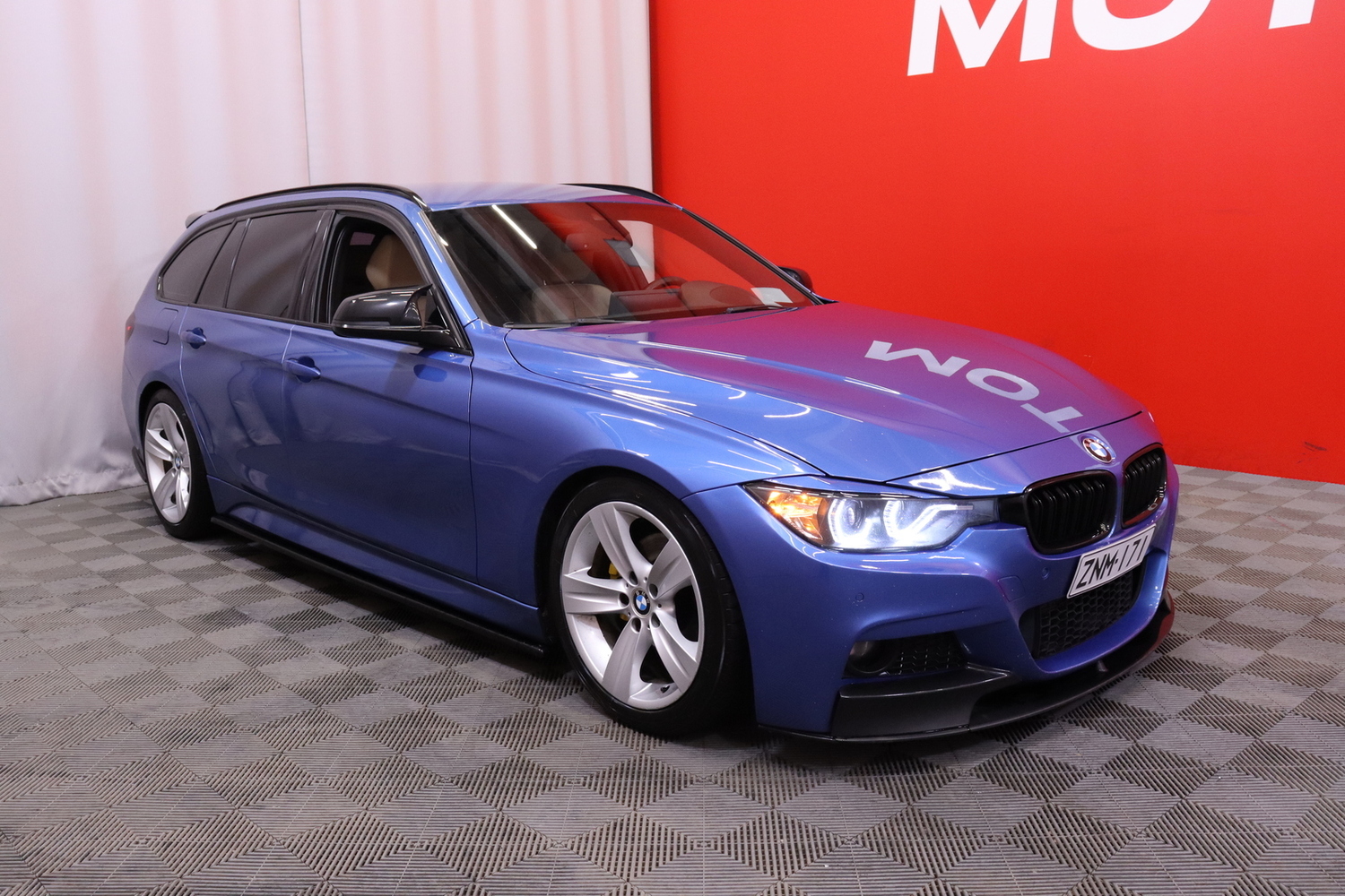 BMW 320 vaihtoauto