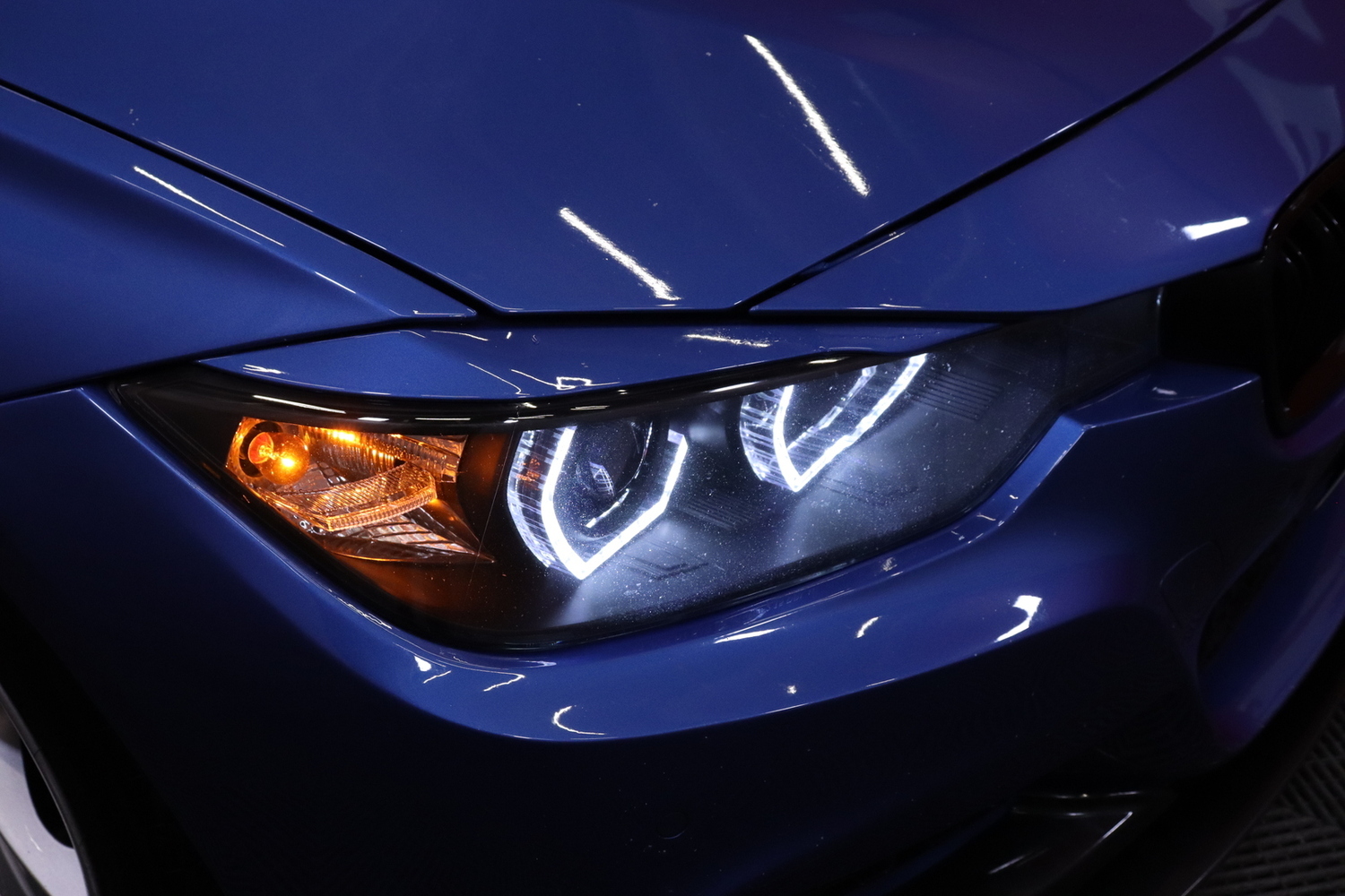 BMW 320 vaihtoauto