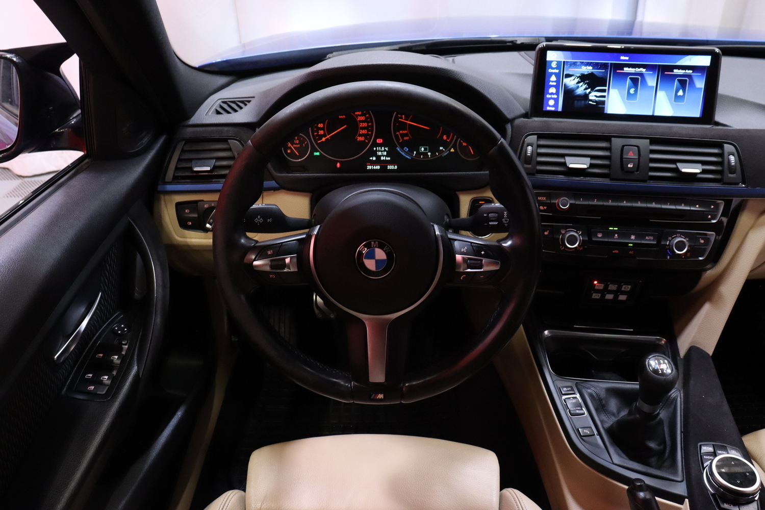 BMW 320 vaihtoauto
