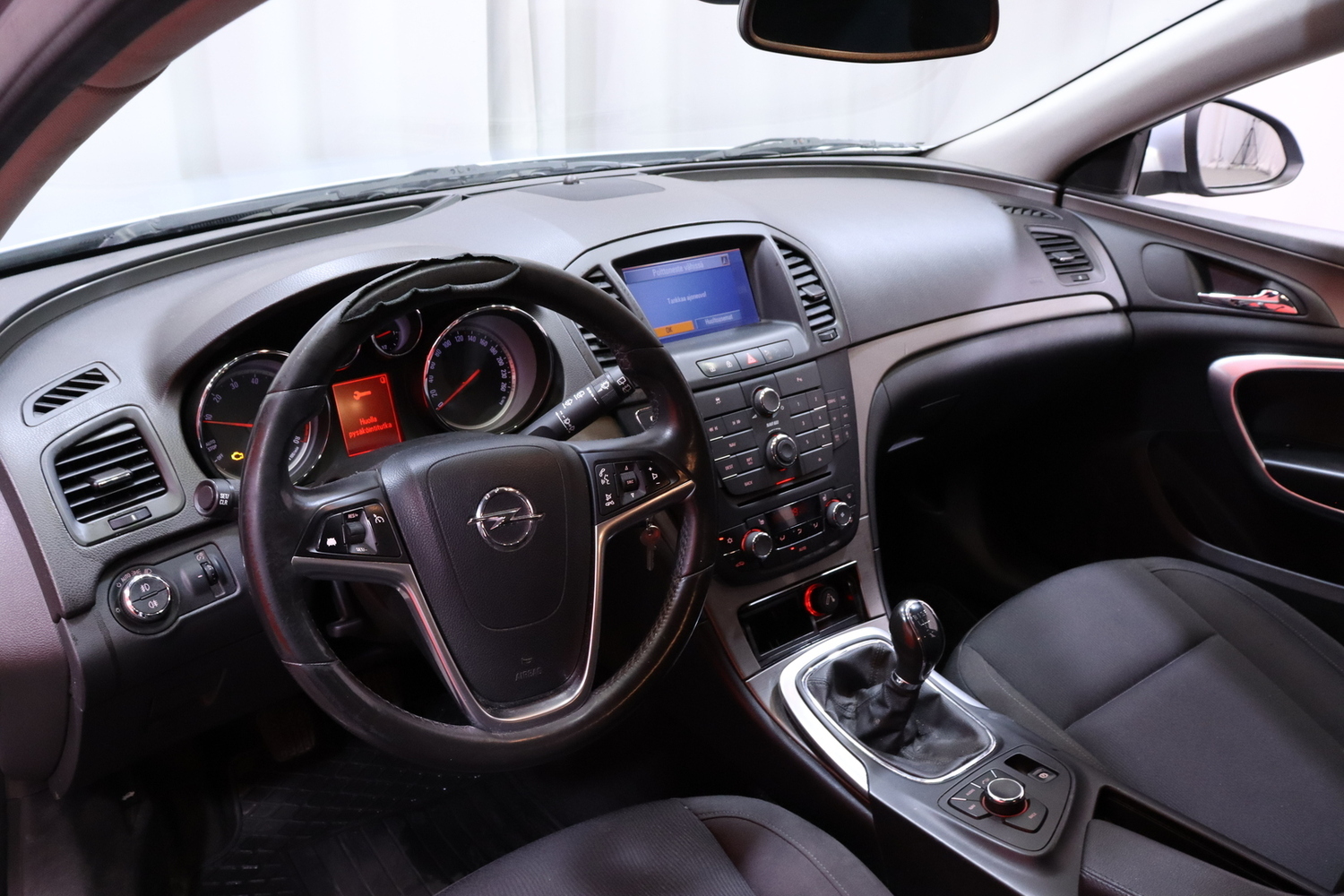 Opel Insignia vaihtoauto