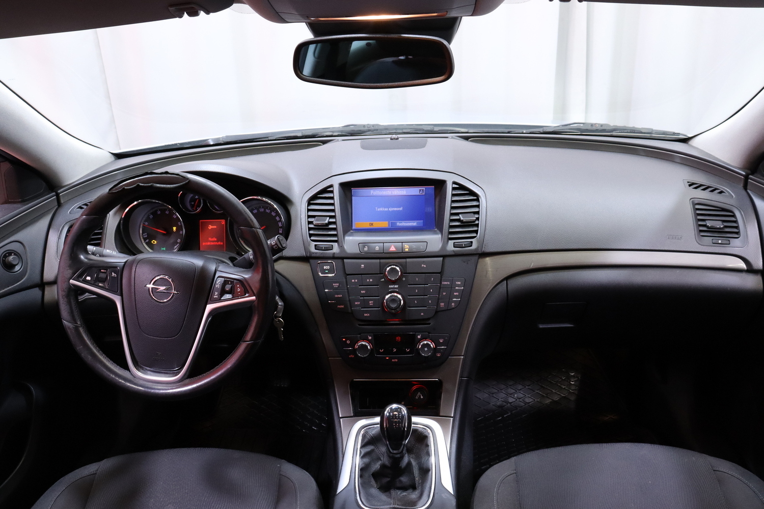 Opel Insignia vaihtoauto