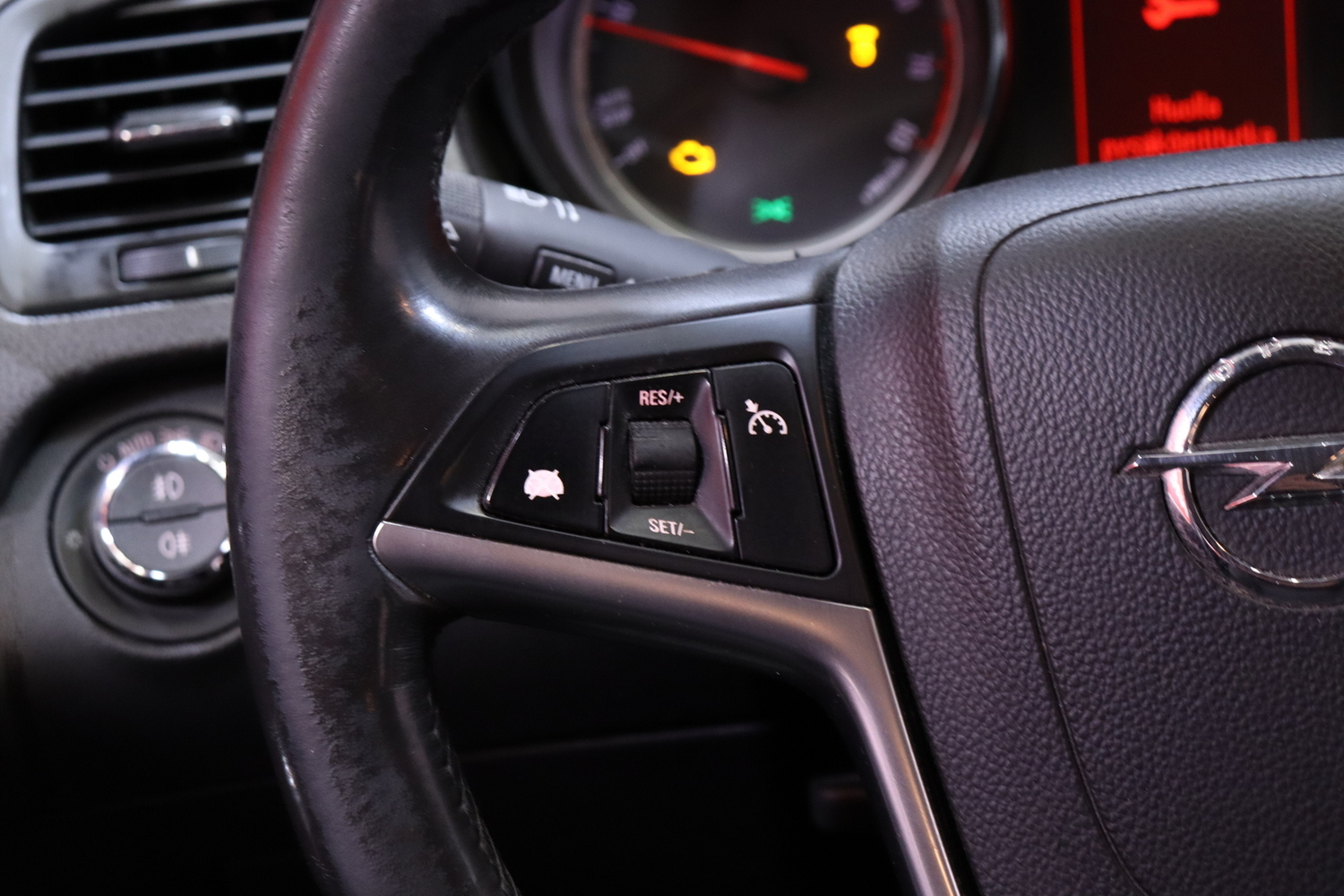 Opel Insignia vaihtoauto