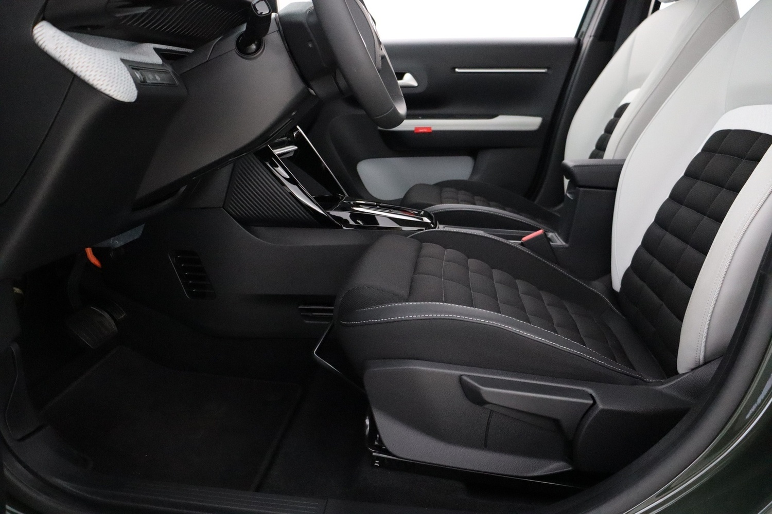 Citroën e-C3 Aircross vaihtoauto