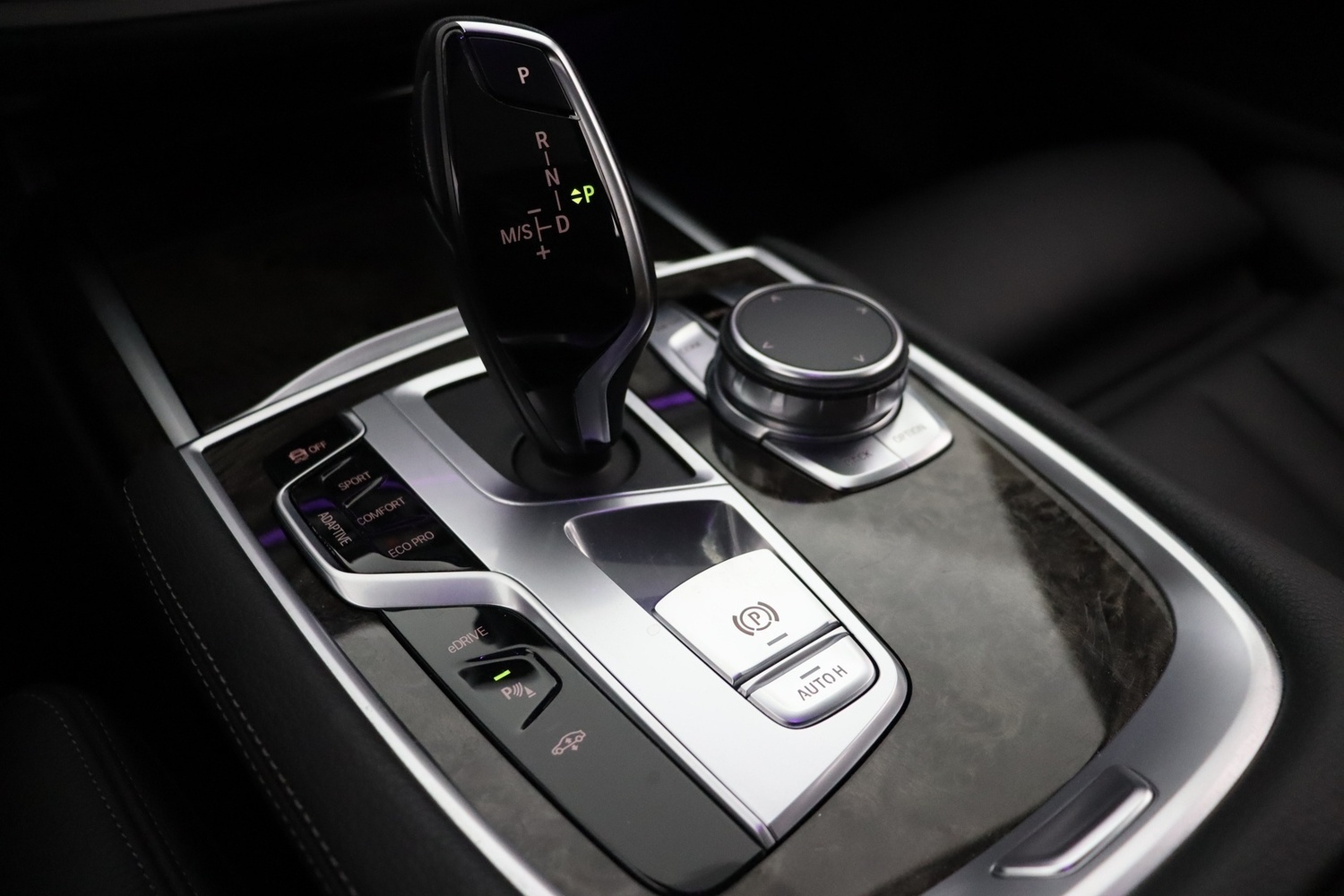 BMW 740 vaihtoauto