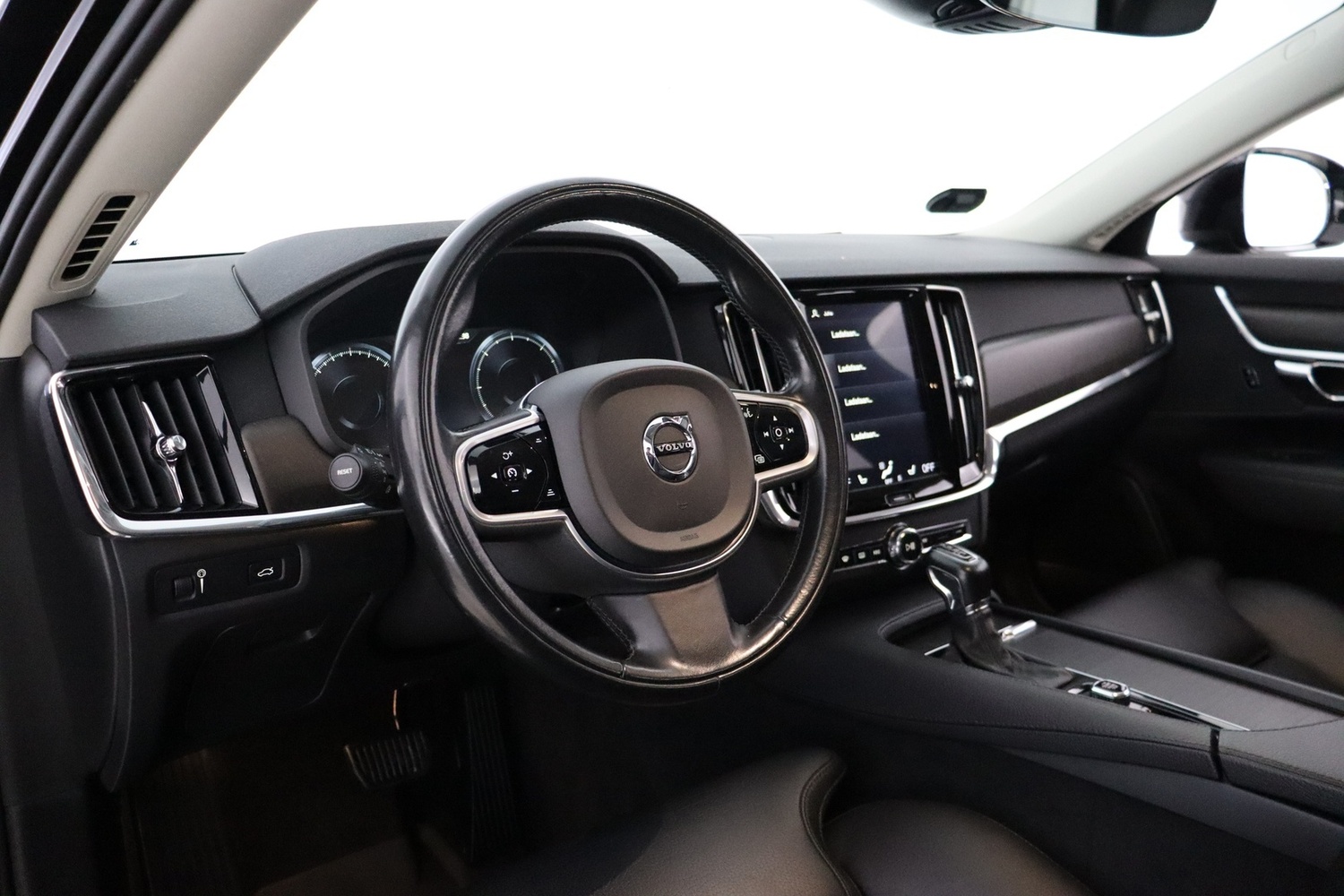Volvo V90 Cross Country vaihtoauto