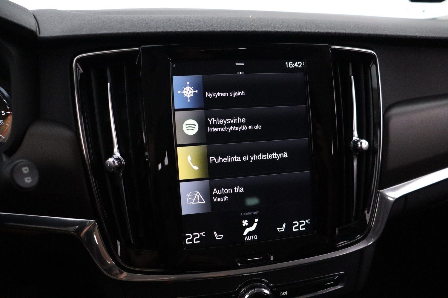 Volvo V90 Cross Country vaihtoauto