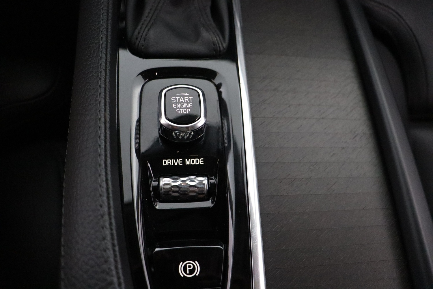 Volvo V90 Cross Country vaihtoauto
