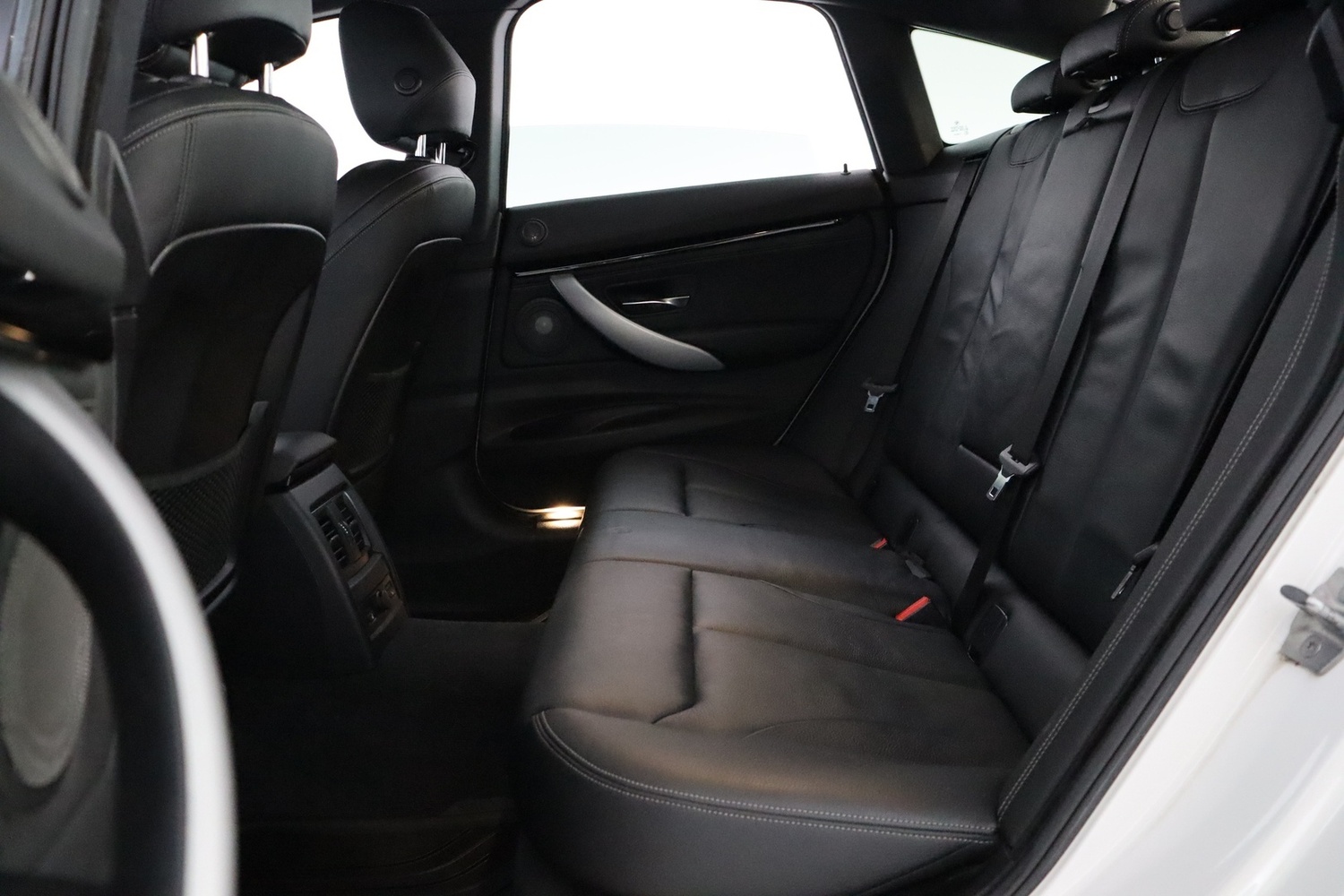 BMW 3.3 vaihtoauto
