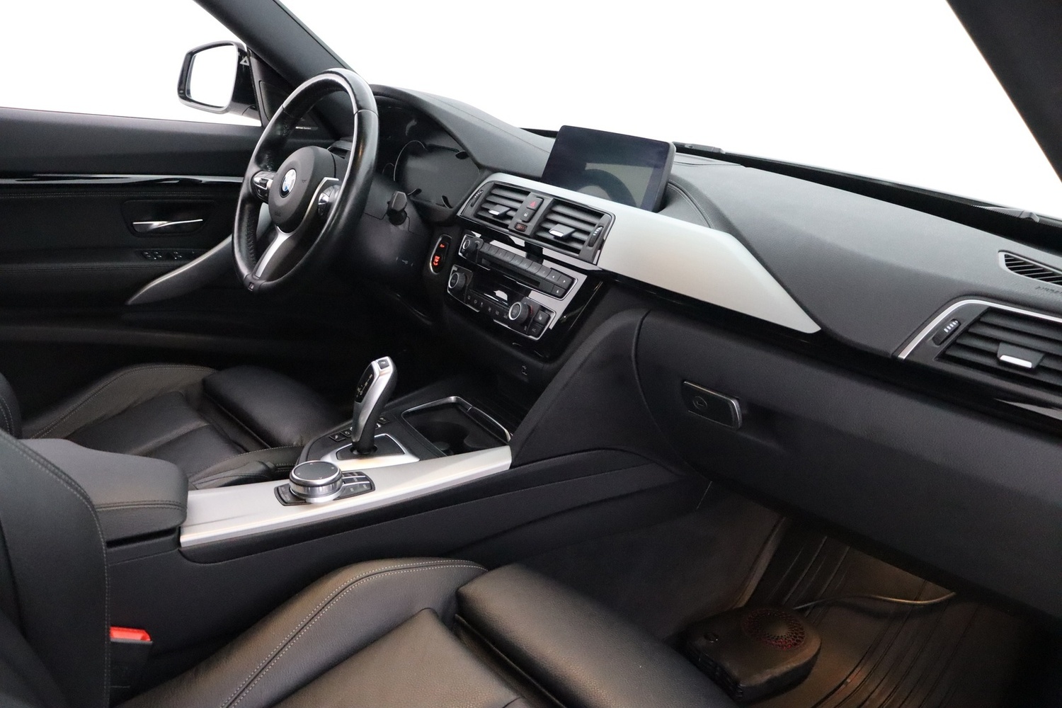 BMW 3.3 vaihtoauto