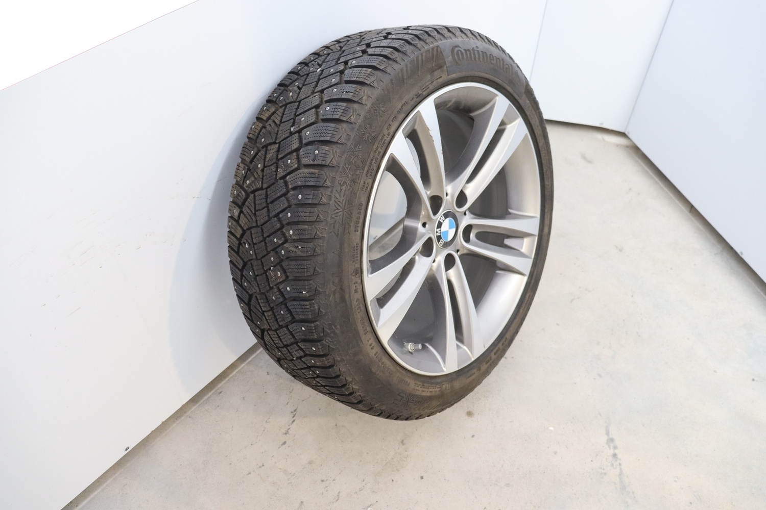 BMW 3.3 vaihtoauto