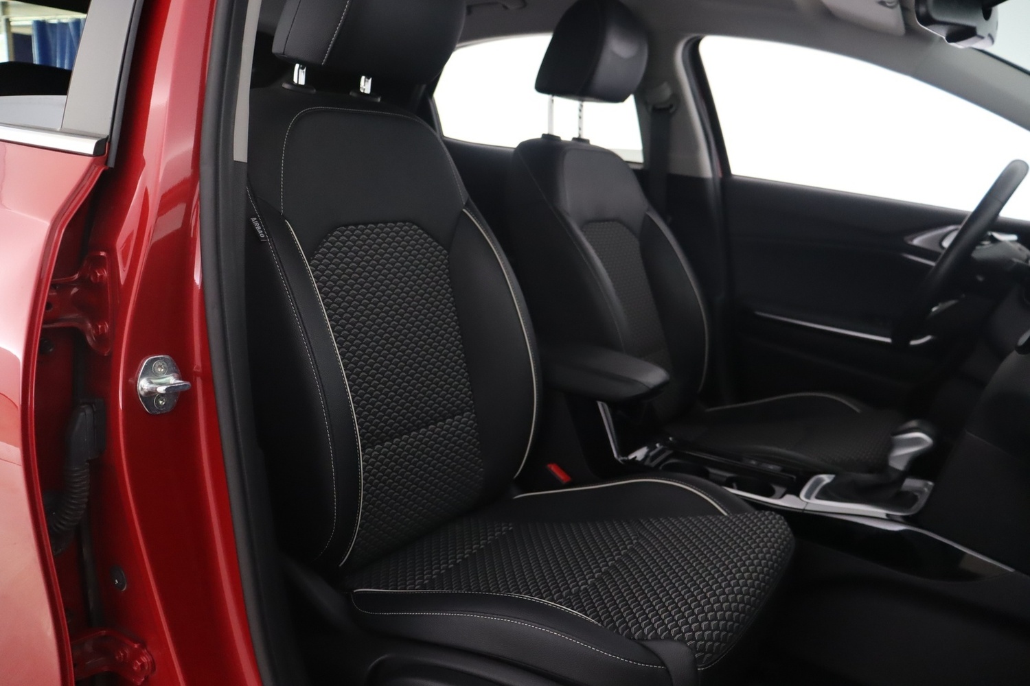 Kia XCeed vaihtoauto