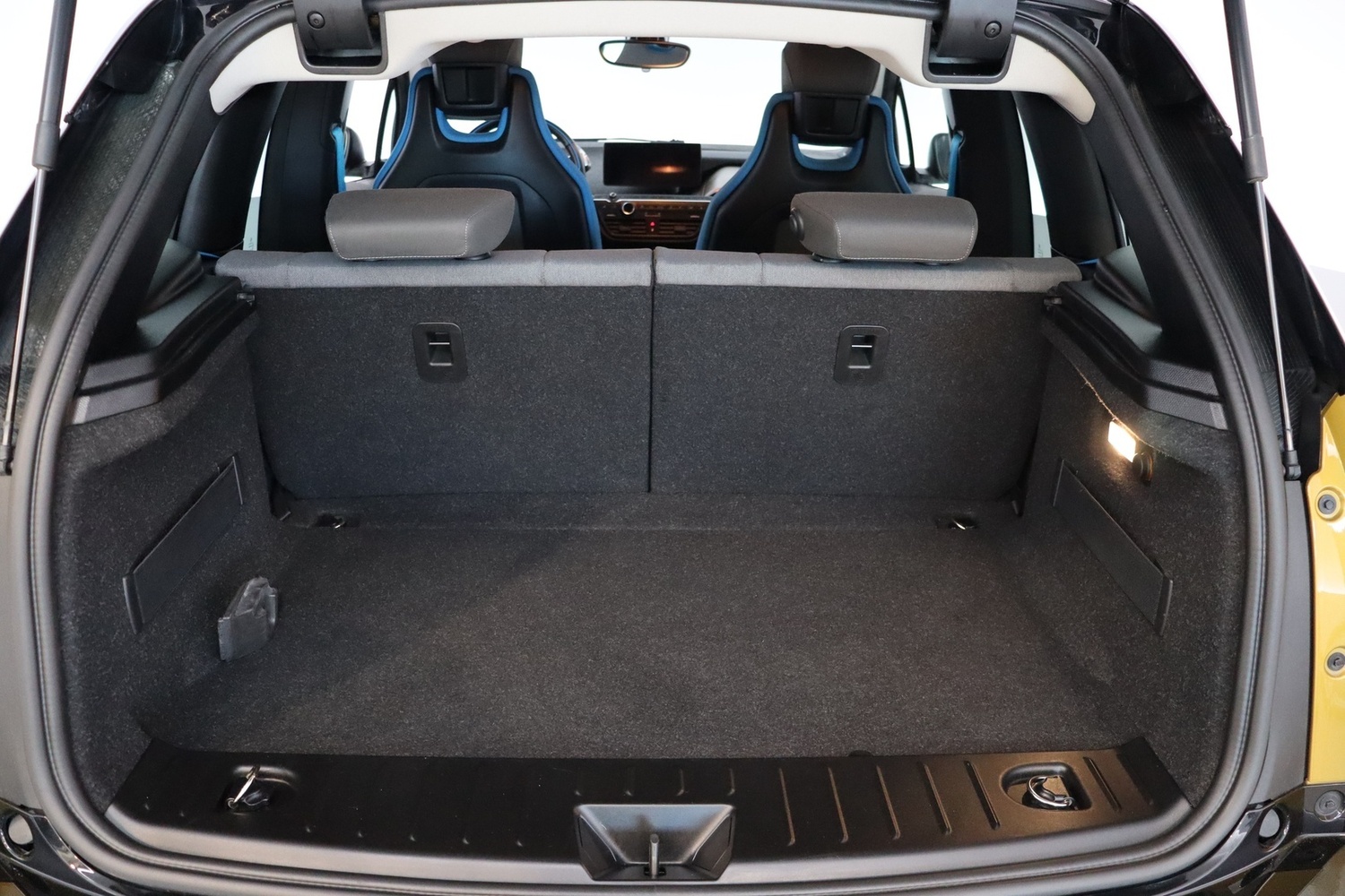 BMW i3s vaihtoauto