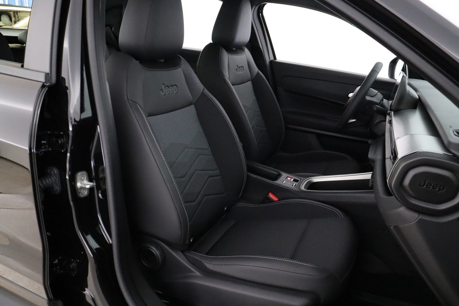 Jeep Avenger vaihtoauto