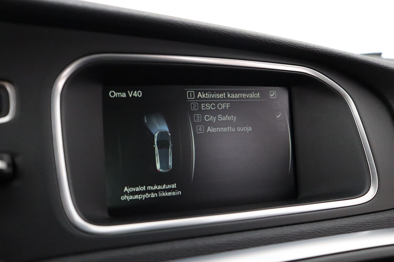 Volvo V40 vaihtoauto