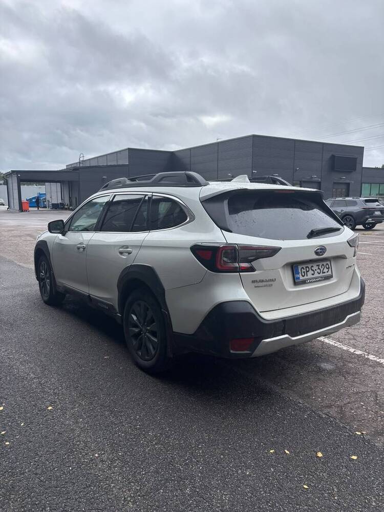 Subaru Outback vaihtoauto