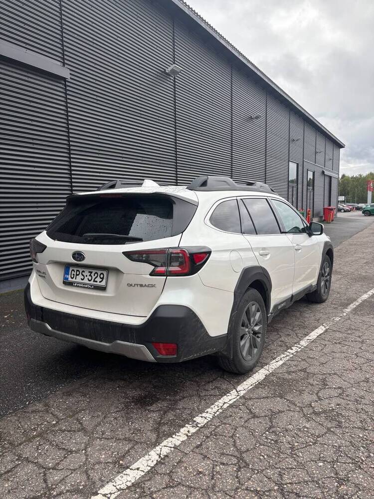 Subaru Outback vaihtoauto