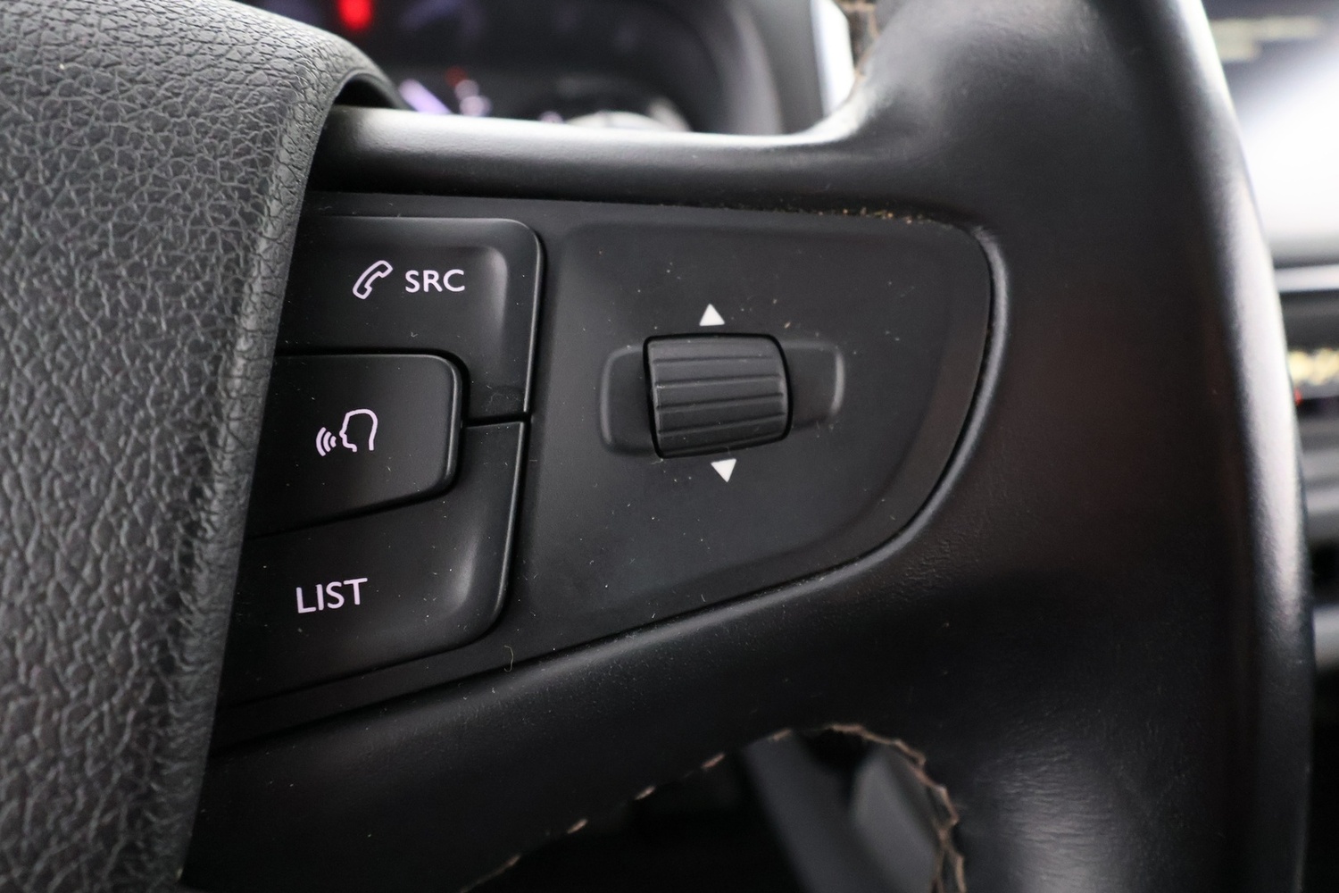 Opel Vivaro vaihtoauto