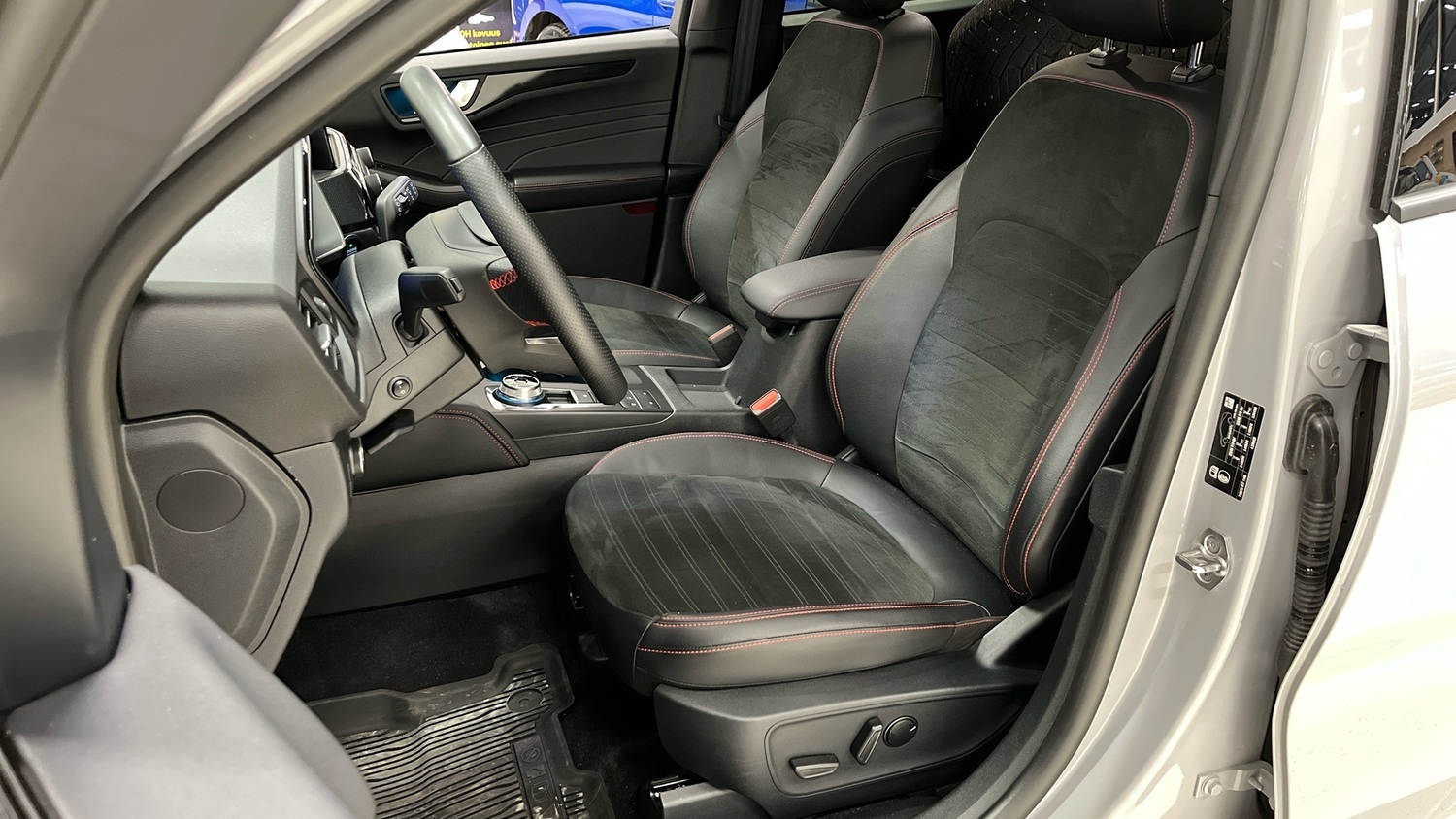 Ford Kuga vaihtoauto