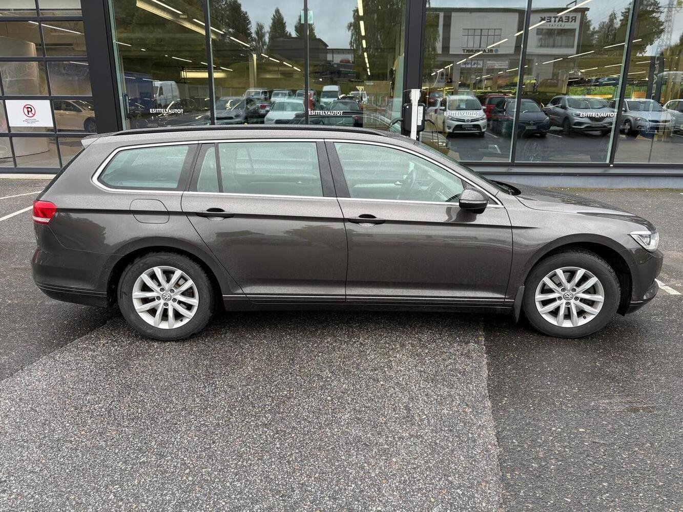 Volkswagen Passat vaihtoauto