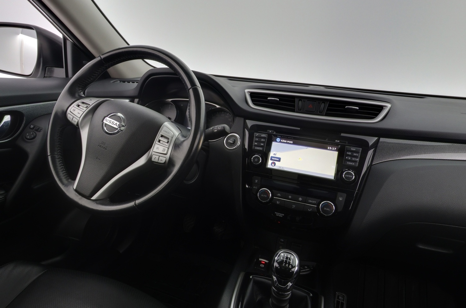 Nissan X-Trail vaihtoauto