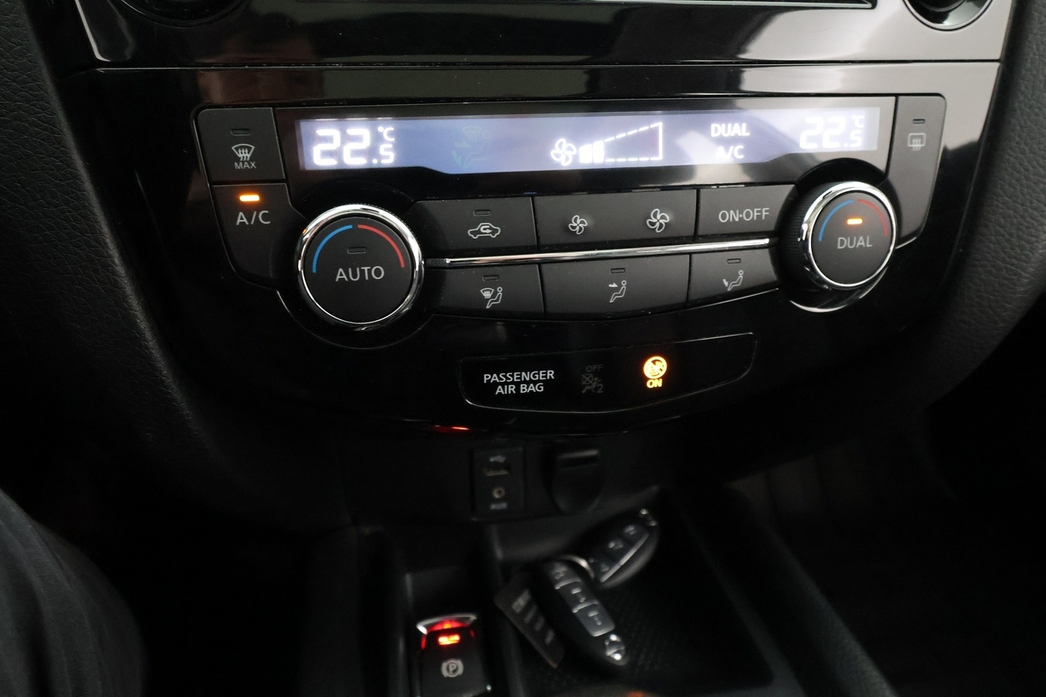 Nissan X-Trail vaihtoauto