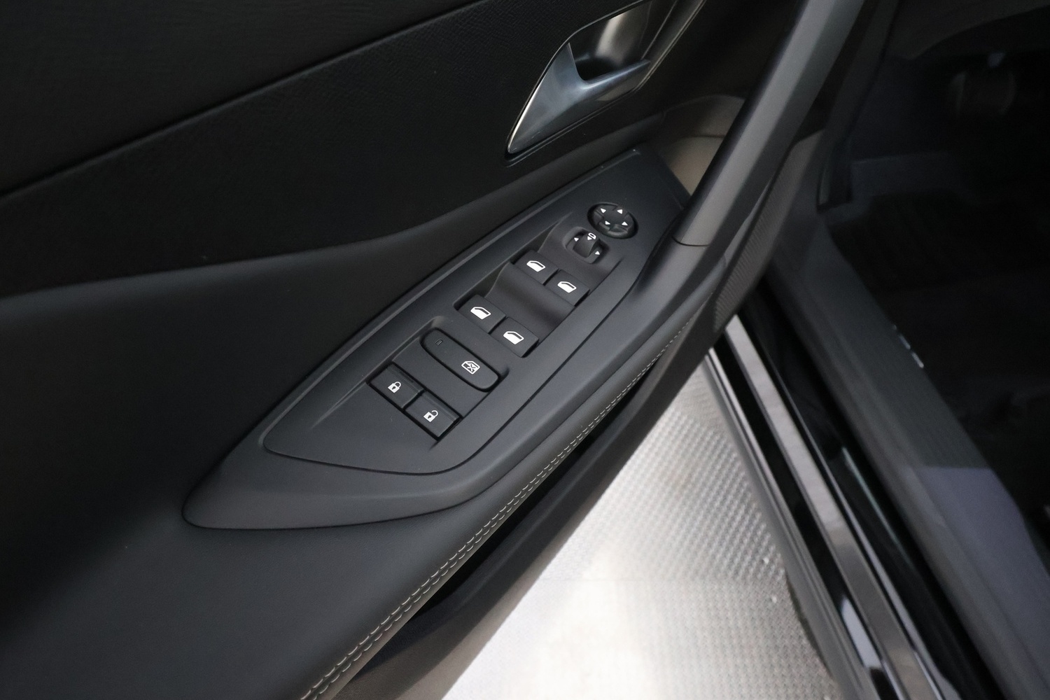 Peugeot 408 vaihtoauto
