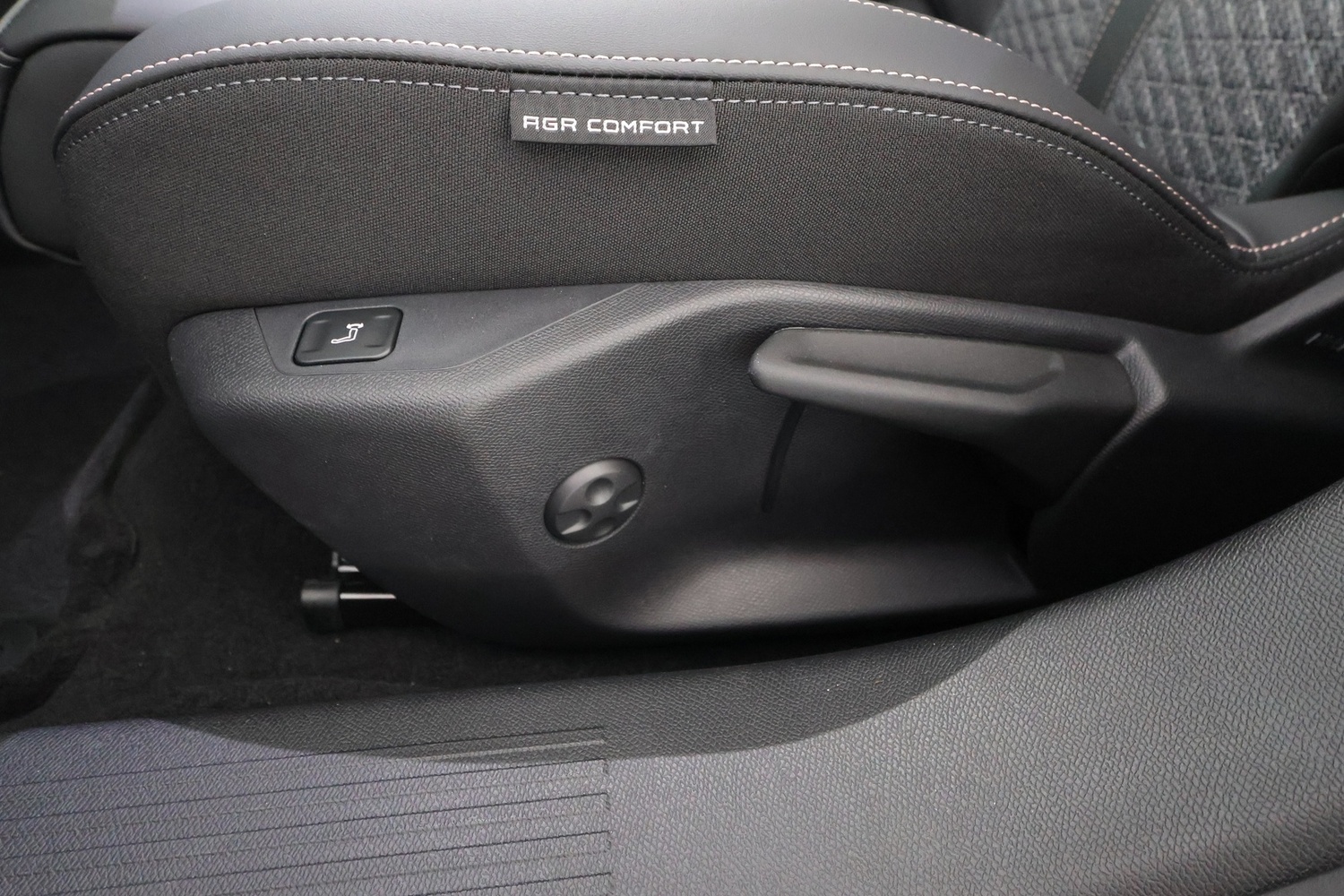 Peugeot 408 vaihtoauto