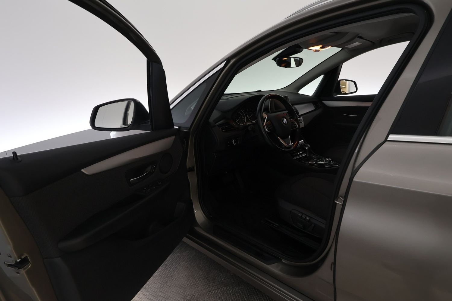 BMW 218 vaihtoauto