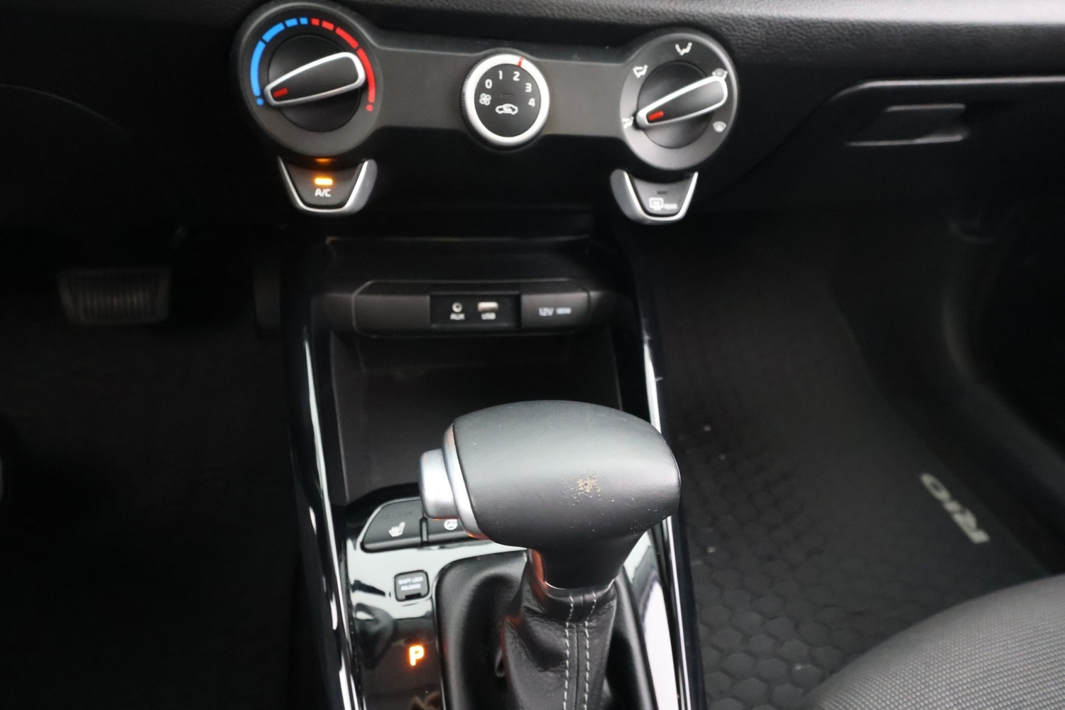 Kia Rio vaihtoauto