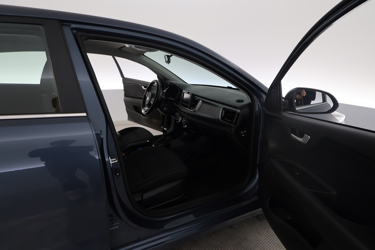 Kia Rio vaihtoauto