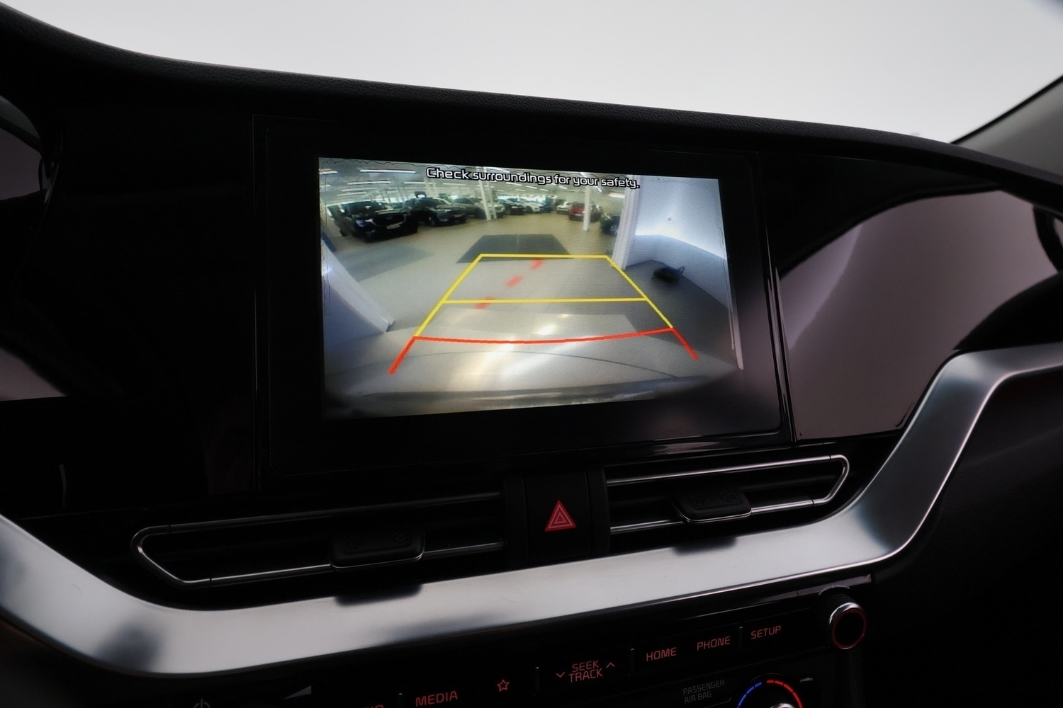 Kia Niro plug-in vaihtoauto