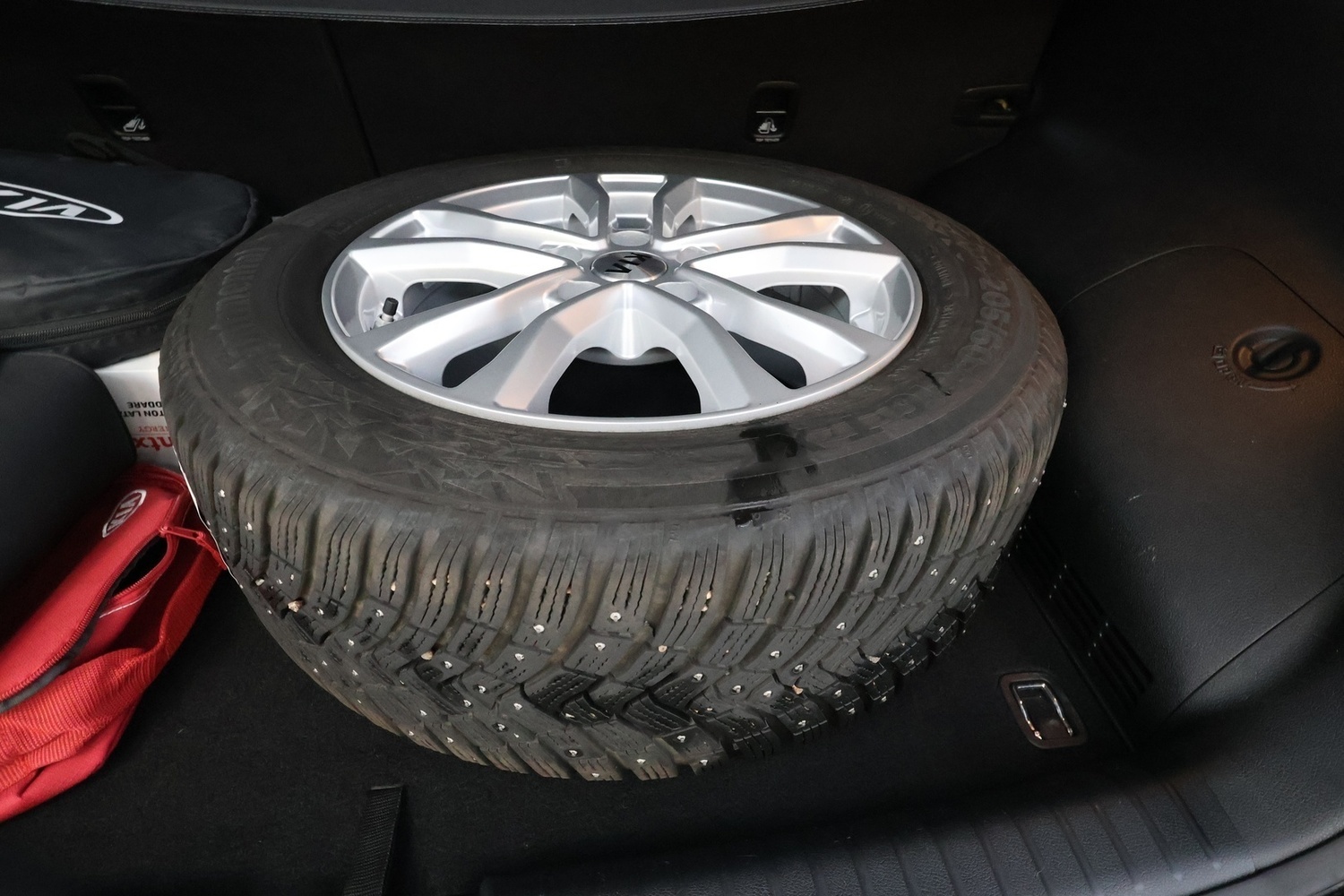 Kia Niro plug-in vaihtoauto