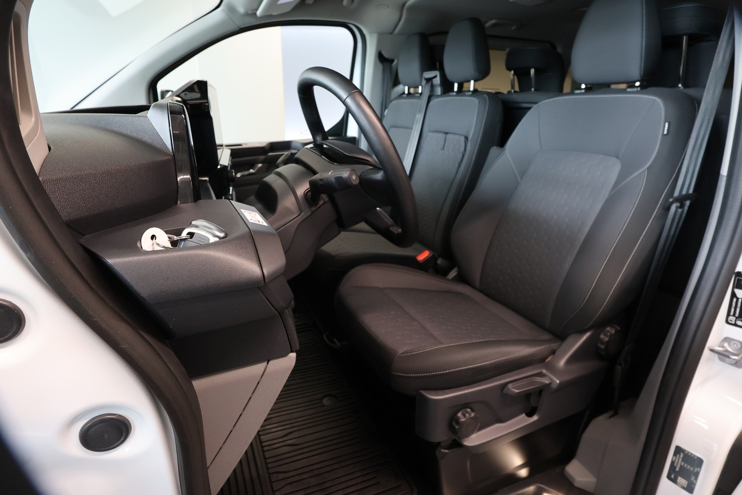 Ford Tourneo Custom vaihtoauto