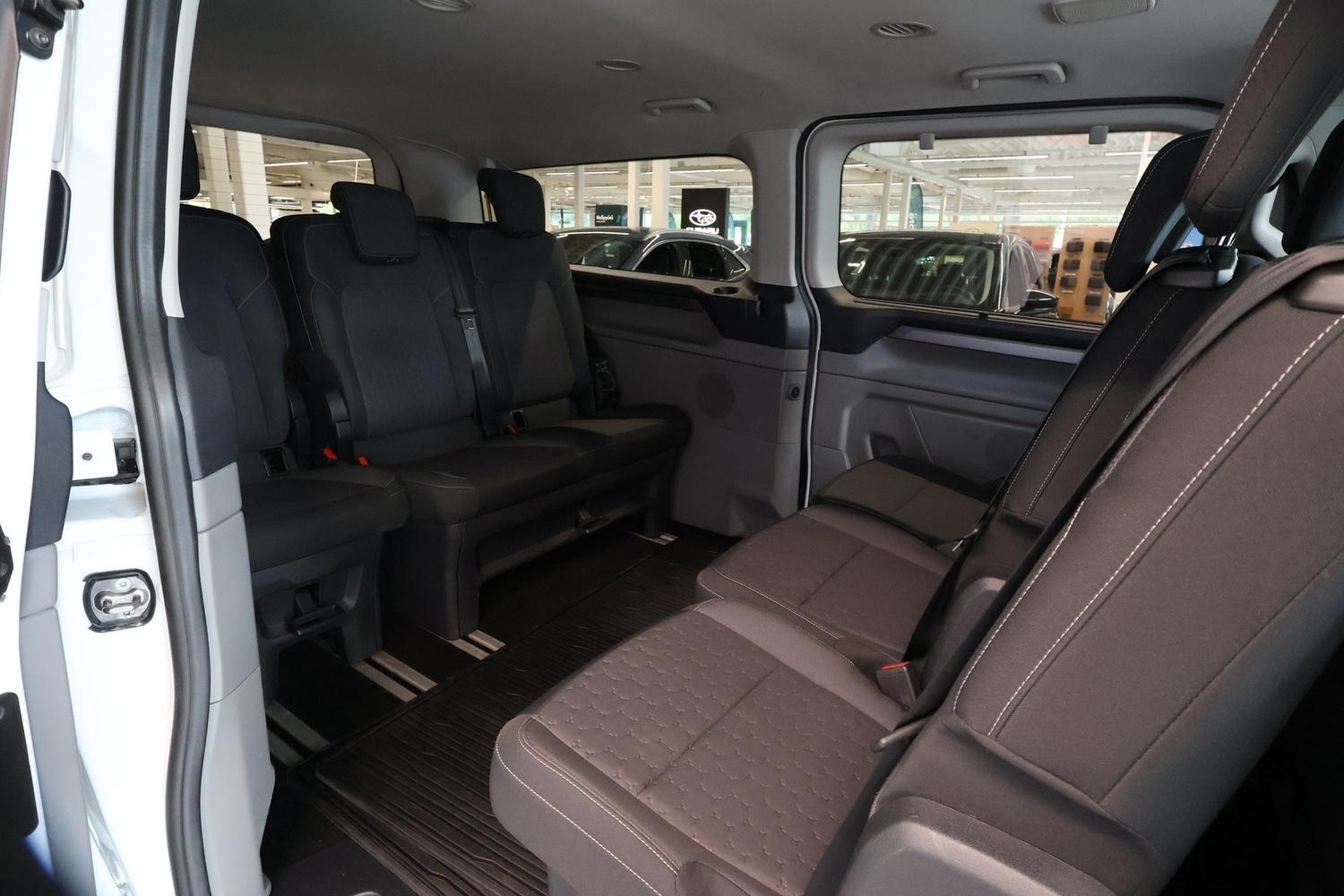 Ford Tourneo Custom vaihtoauto