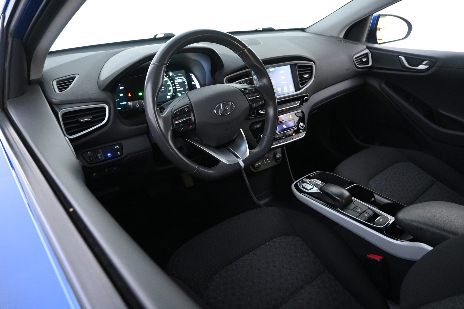 Hyundai IONIQ electric vaihtoauto