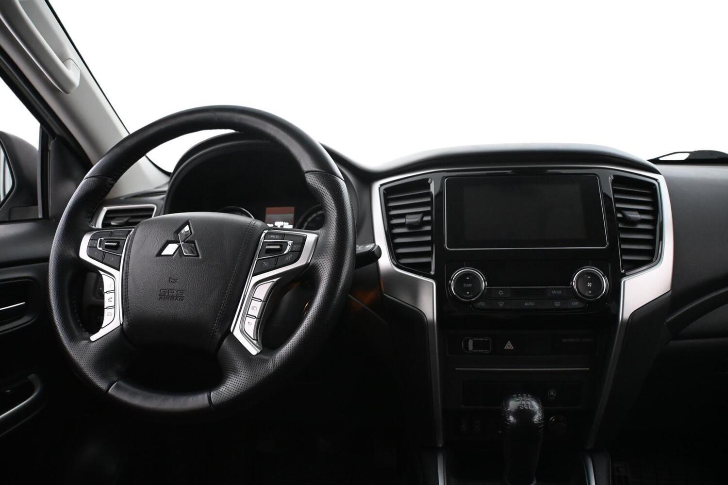 Mitsubishi L200 vaihtoauto