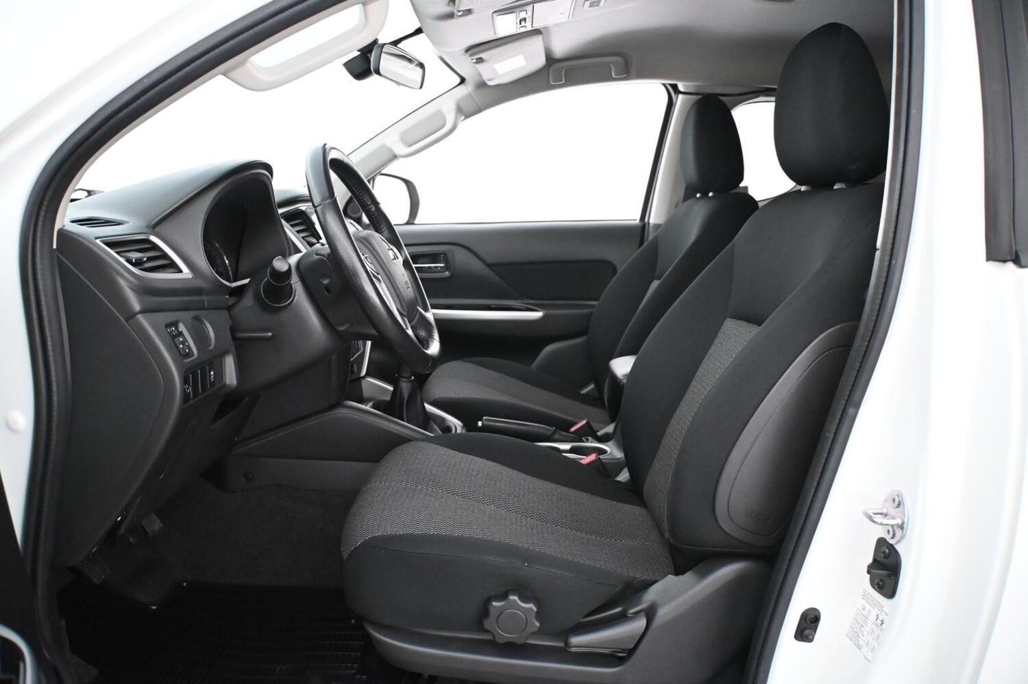Mitsubishi L200 vaihtoauto