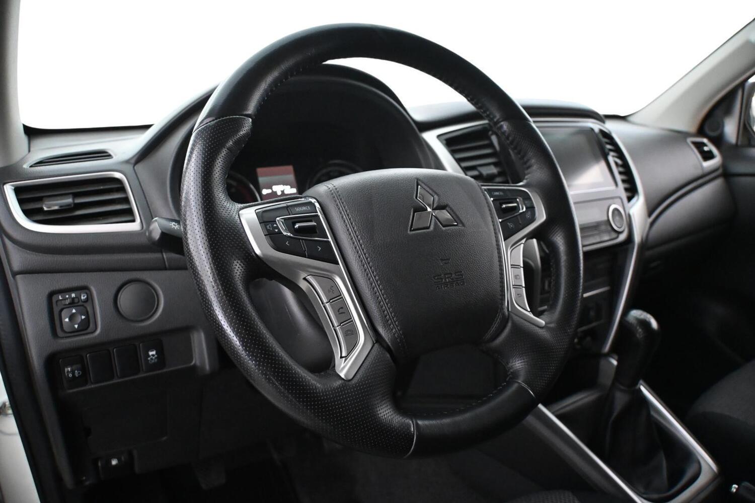 Mitsubishi L200 vaihtoauto