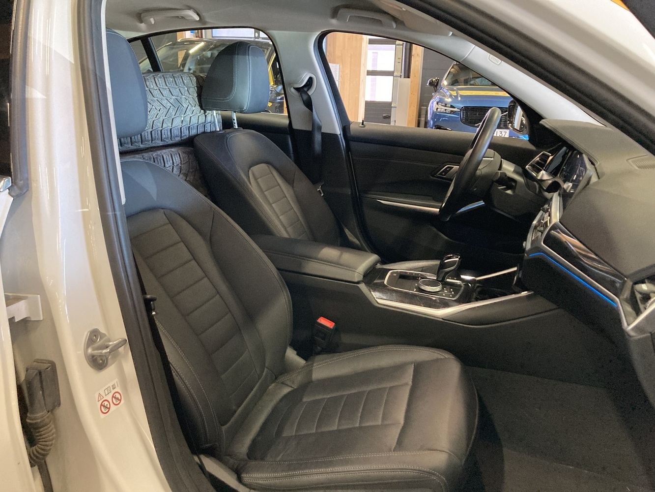BMW 330 vaihtoauto
