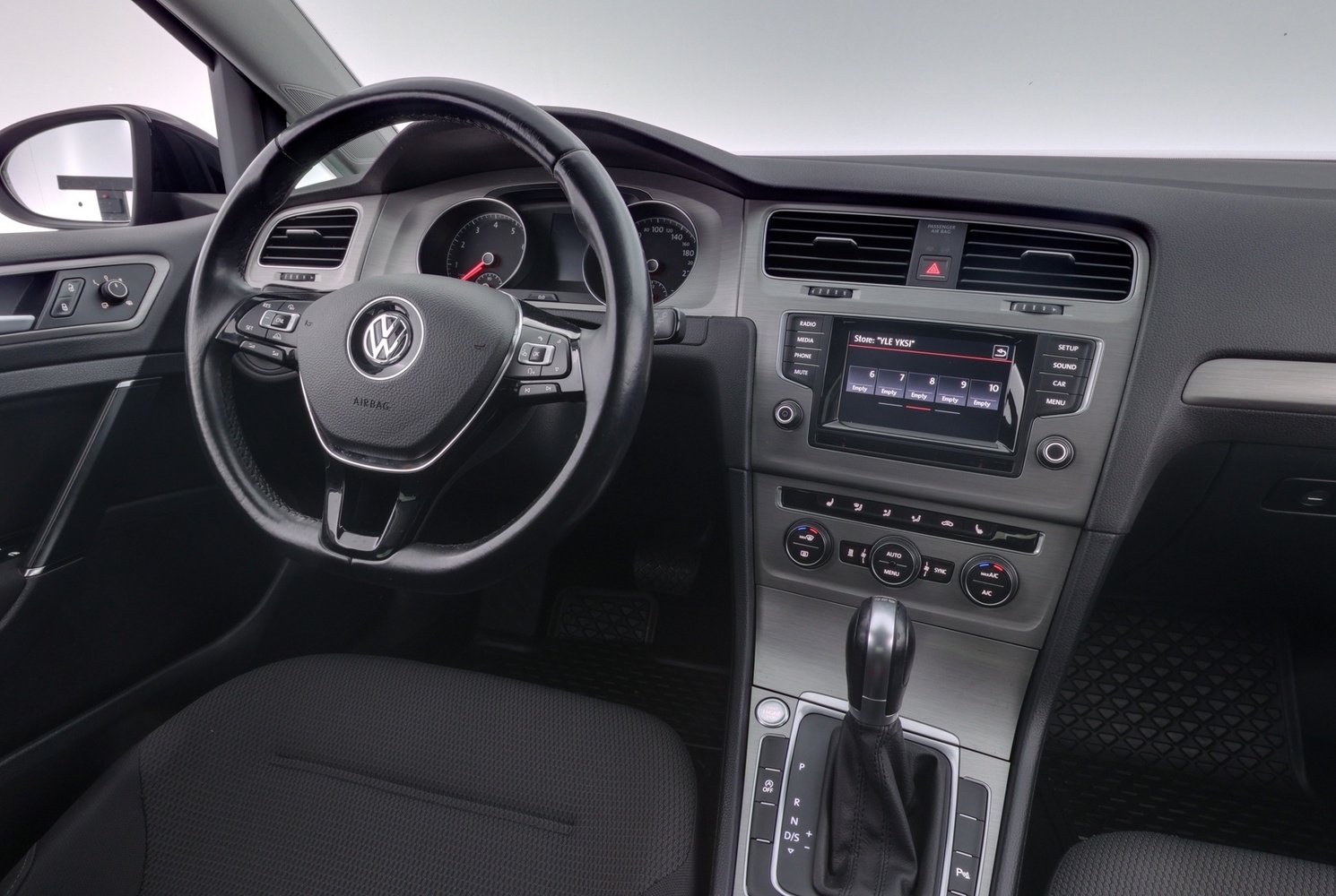 Volkswagen Golf vaihtoauto