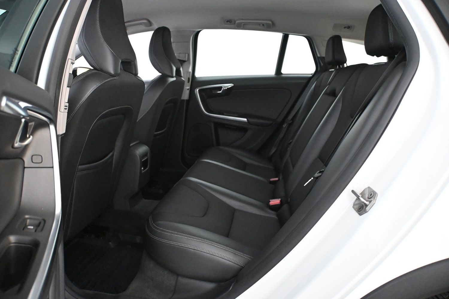Volvo V60 Cross Country vaihtoauto