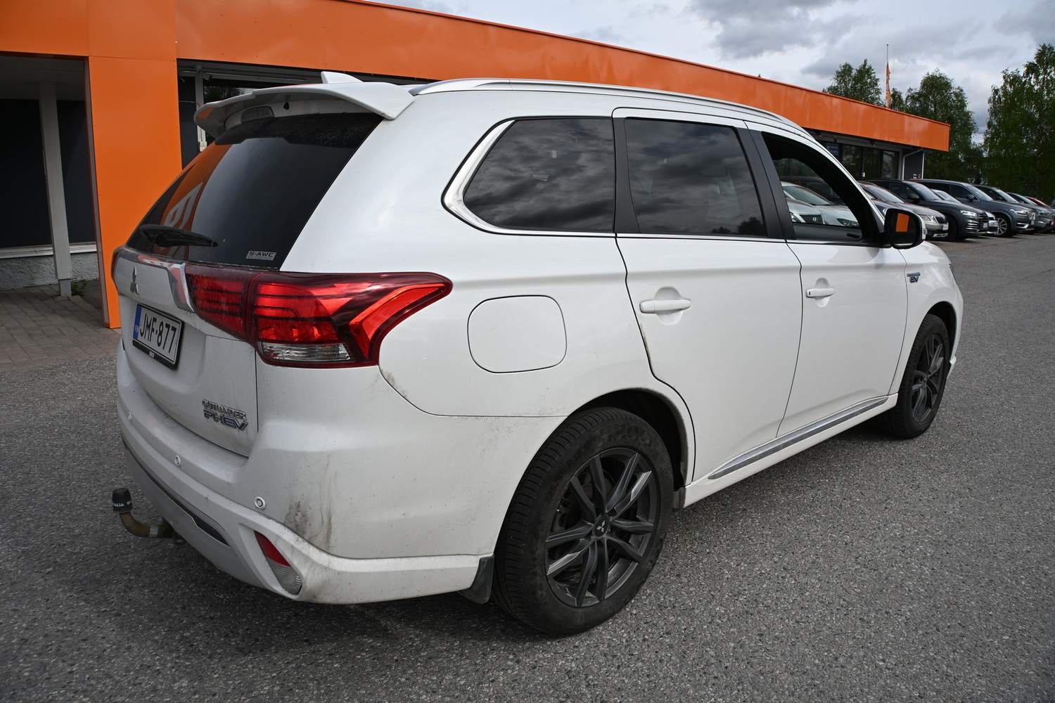 Mitsubishi Outlander PHEV vaihtoauto
