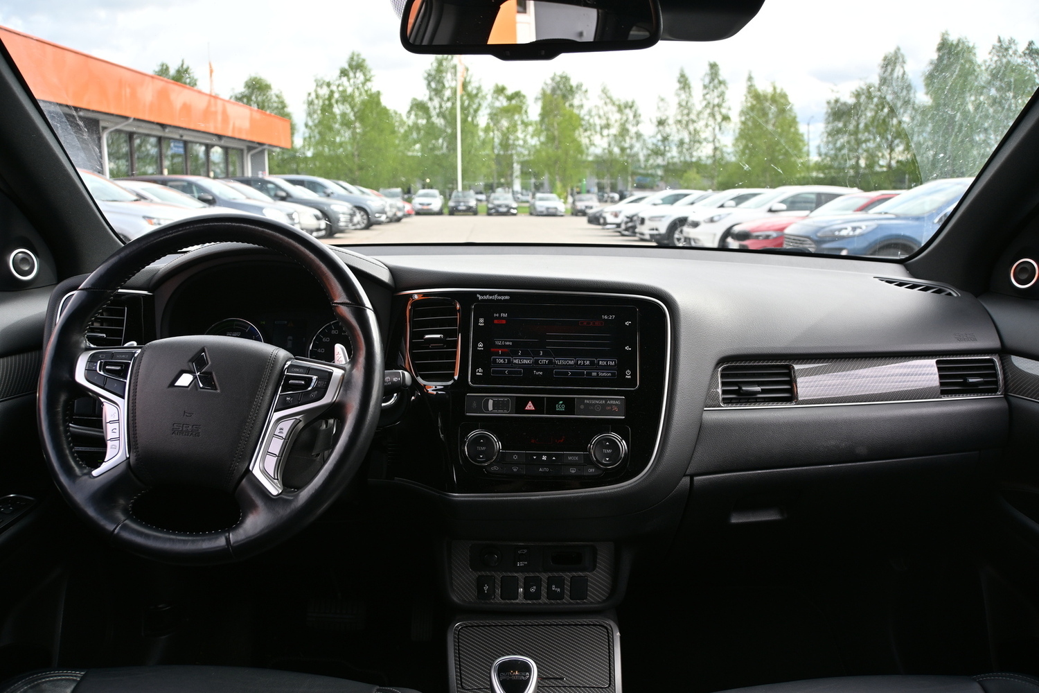 Mitsubishi Outlander PHEV vaihtoauto