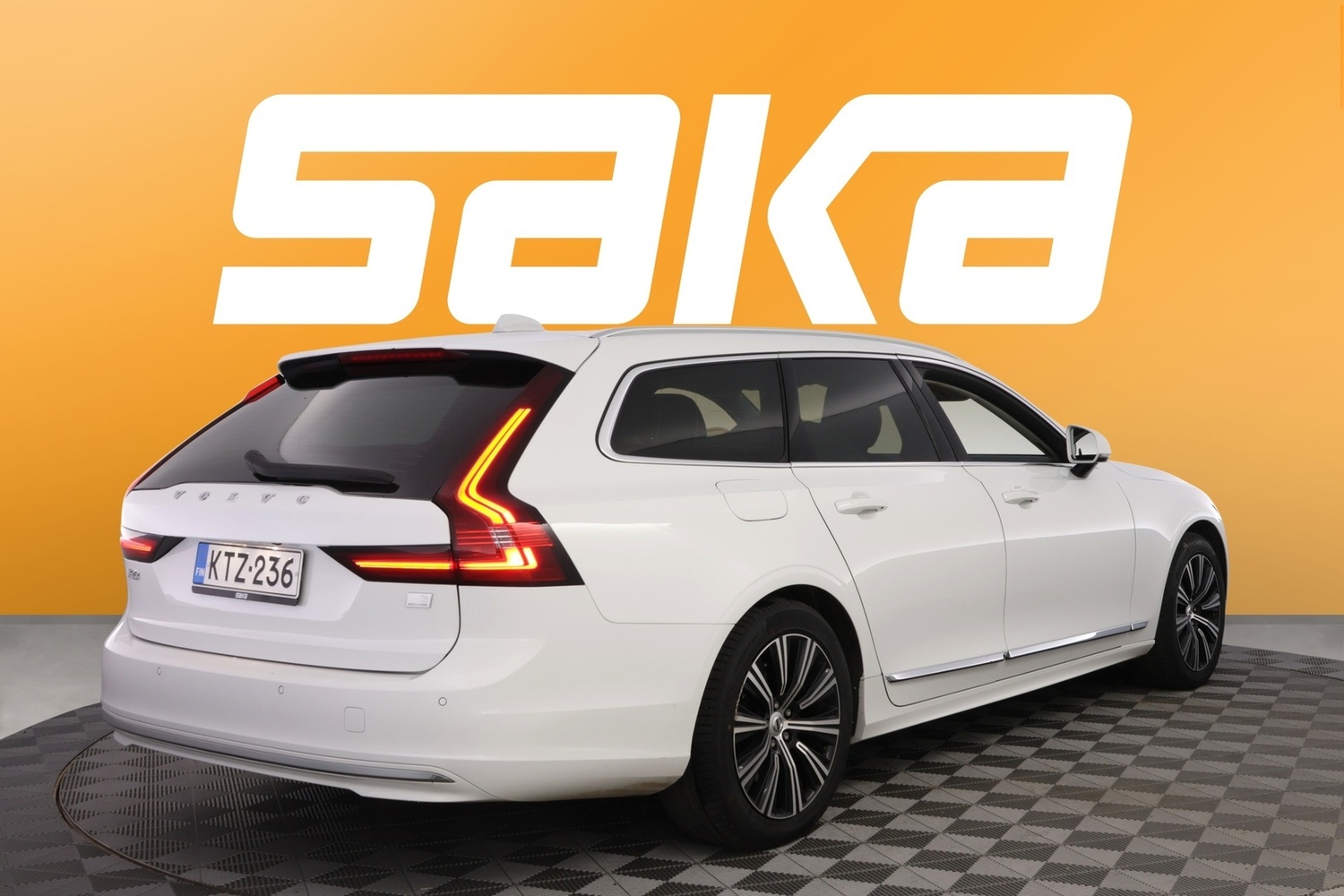 Volvo V90 vaihtoauto