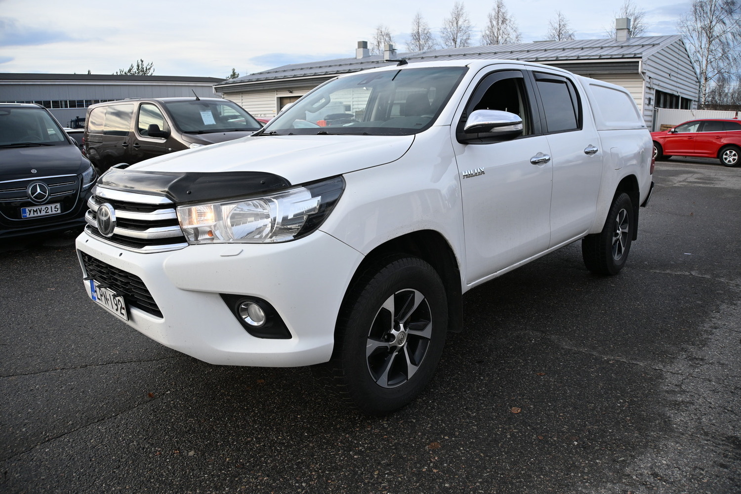 Toyota Hilux vaihtoauto