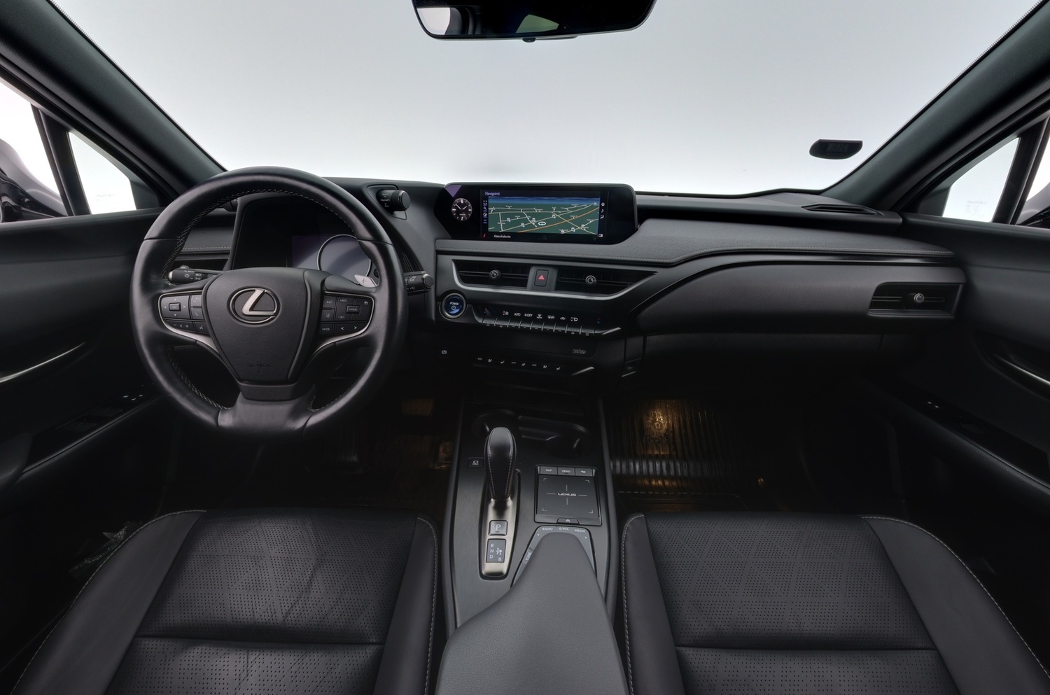 Lexus UX vaihtoauto
